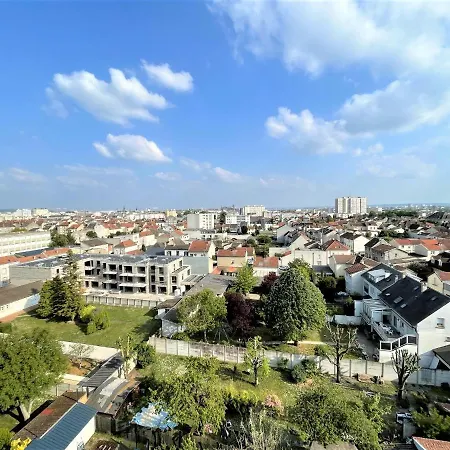 Brossolette T2 Spacieux Et Lumineux Balcon Vue Dégagée *