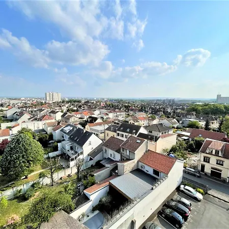 Brossolette T2 Spacieux Et Lumineux Balcon Vue Dégagée